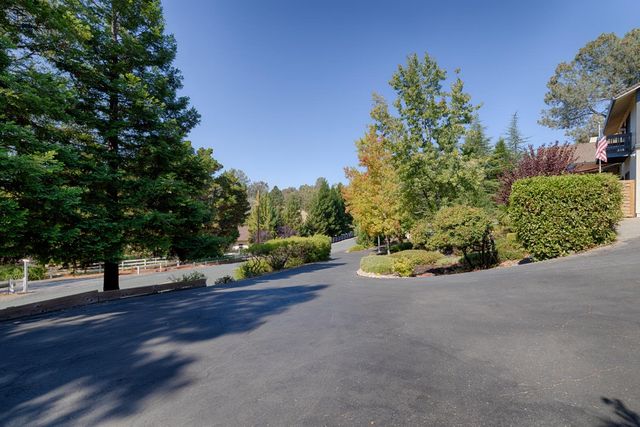 5175 Pondorex Rd, Auburn, CA 95602