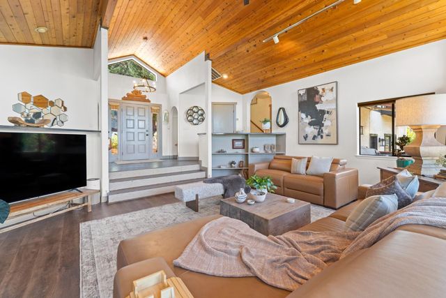 5175 Pondorex Rd, Auburn, CA 95602