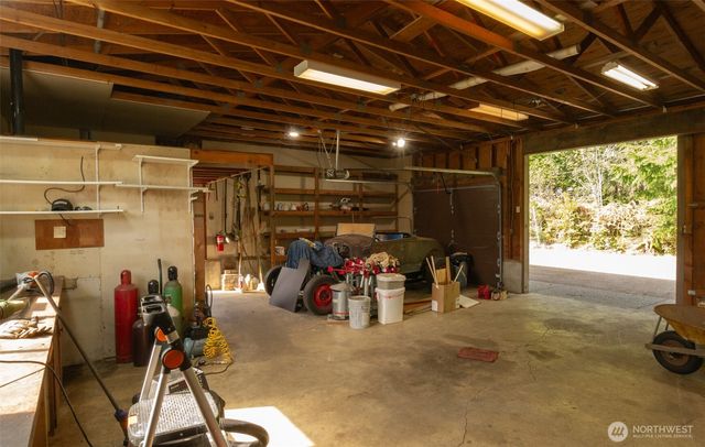 1526 36th Avenue W, Olympia, WA 98506