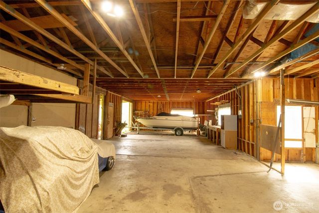 1526 36th Avenue W, Olympia, WA 98506