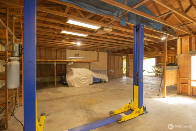1526 36th Avenue W, Olympia, WA 98506