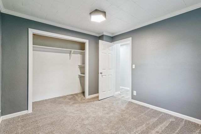 205 SW 8th Avenue, Oelwein, IA 50662