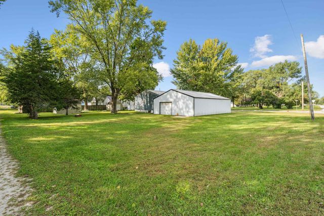 205 SW 8th Avenue, Oelwein, IA 50662