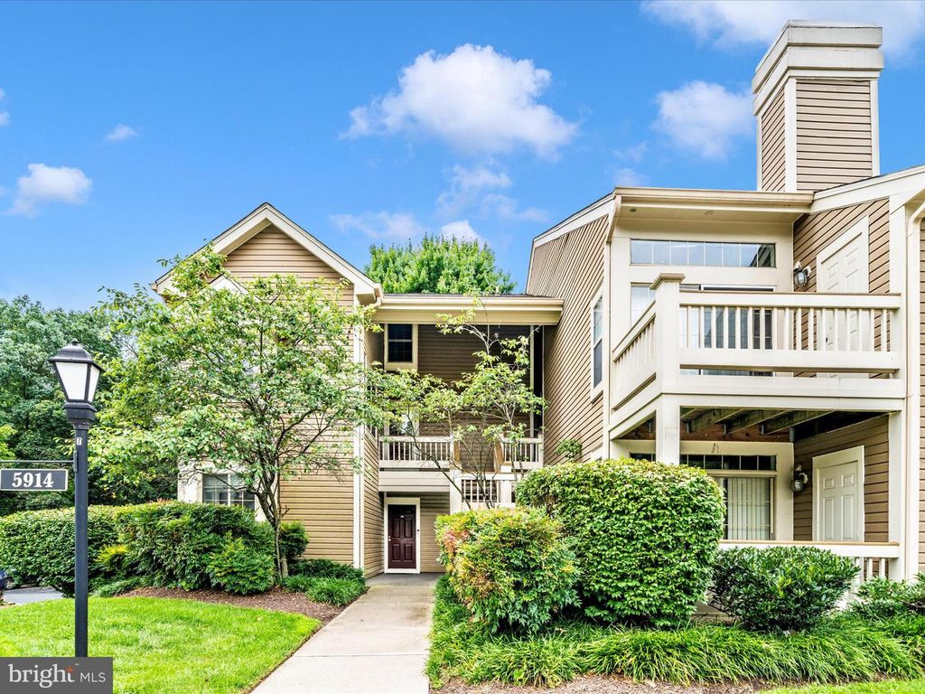 5914 BARBADOS PL #202, Rockville, MD 20852