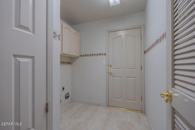 2066 PASEO DEL PRADO, El Paso, TX 79936