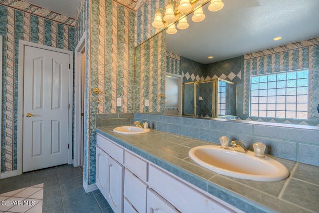 2066 PASEO DEL PRADO, El Paso, TX 79936