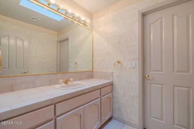 2066 PASEO DEL PRADO, El Paso, TX 79936