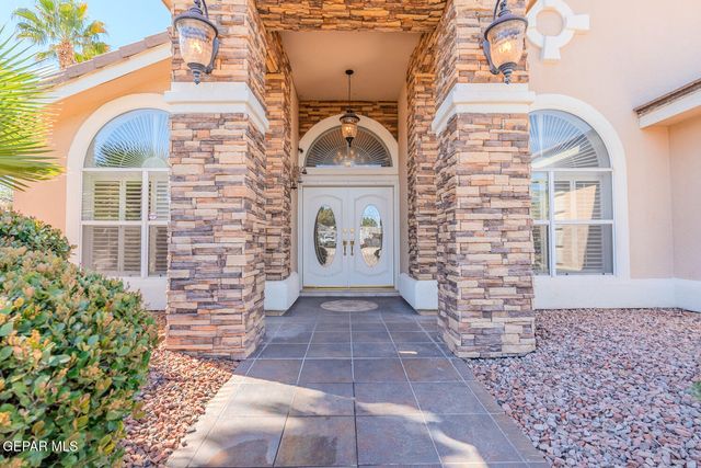 2066 PASEO DEL PRADO, El Paso, TX 79936