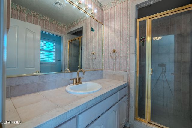 2066 PASEO DEL PRADO, El Paso, TX 79936