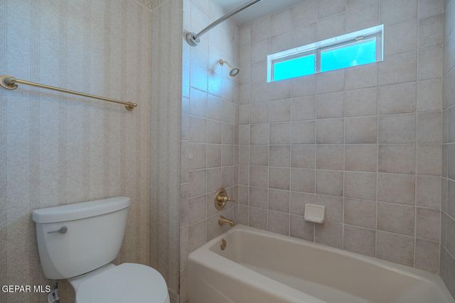 2066 PASEO DEL PRADO, El Paso, TX 79936