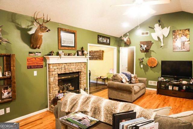 1665 Jackson Lake Road, Mansfield, GA 30055