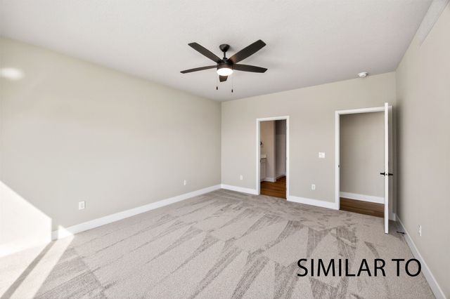 16712 Walnut Meadows Circle, Urbandale, IA 50323