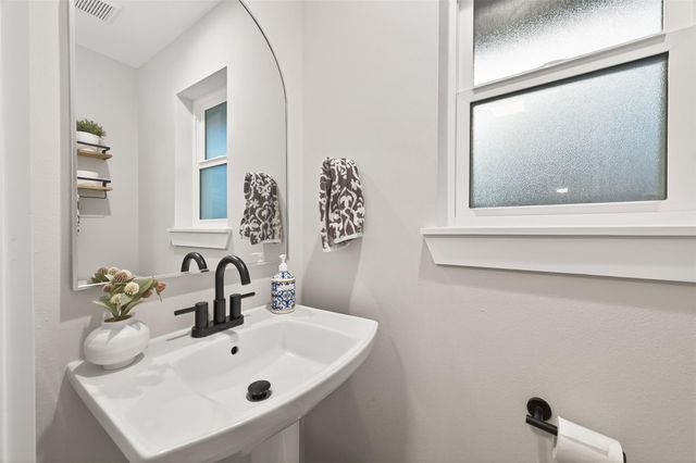 6227 Yarwell Drive, Houston, TX 77096