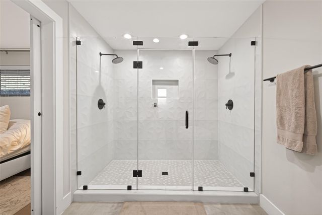 6227 Yarwell Drive, Houston, TX 77096