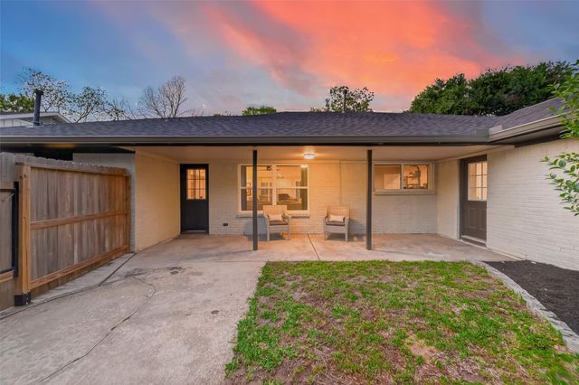 6227 Yarwell Drive, Houston, TX 77096