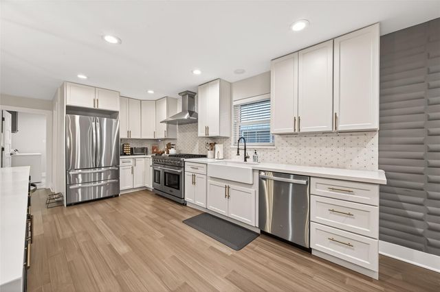 6227 Yarwell Drive, Houston, TX 77096