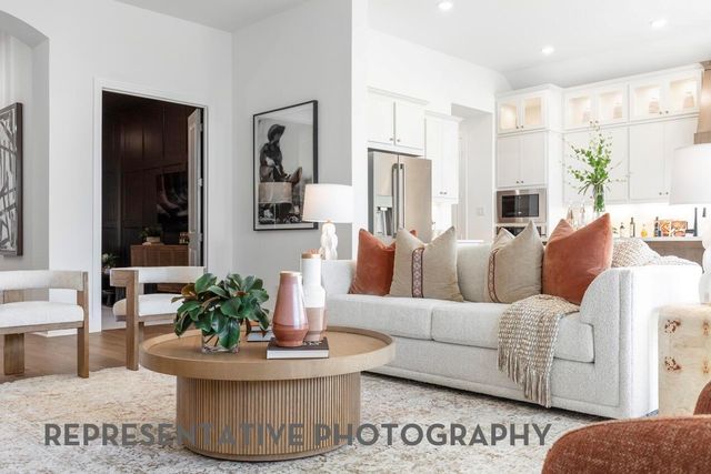 12219 Sweetbriar Loop, Mont Belvieu, TX 77523