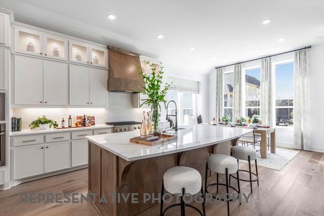 12219 Sweetbriar Loop, Mont Belvieu, TX 77523