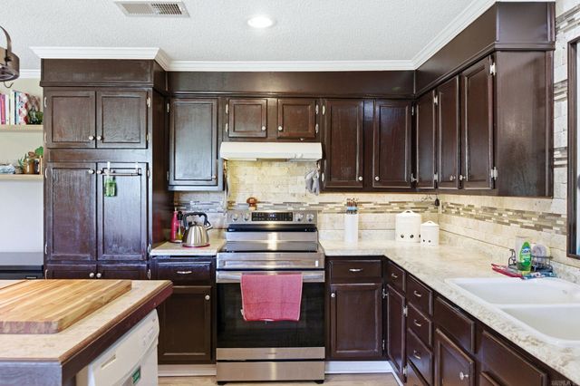 6307 Middle Warren Rd, Pine Bluff, AR 71603