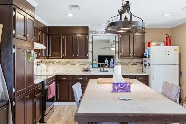 6307 Middle Warren Rd, Pine Bluff, AR 71603
