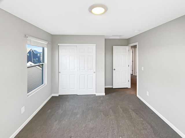 24 Erin Hills Road, Commercial Point, OH 43116