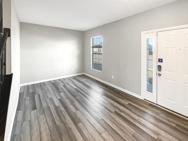 24 Erin Hills Road, Commercial Point, OH 43116