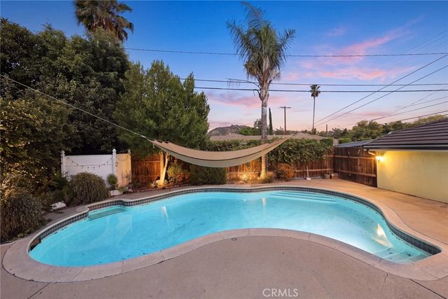 1700 N Santa Anita Avenue, Arcadia, CA 91006