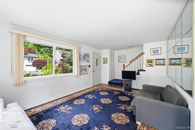 30 Greenvale Circle, White Plains, NY 10607