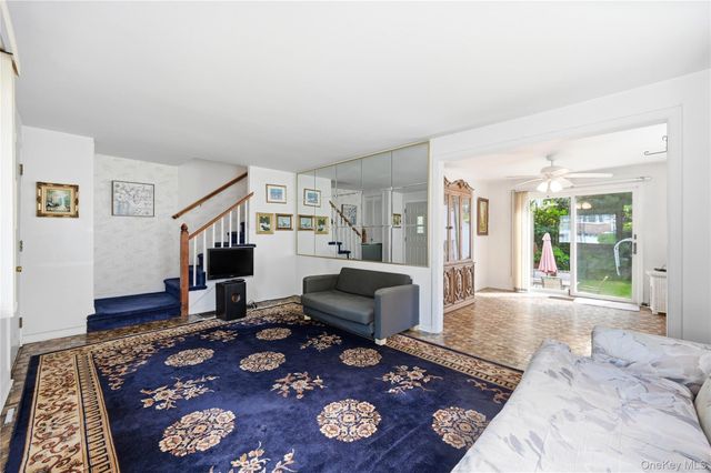 30 Greenvale Circle, White Plains, NY 10607