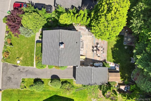 30 Greenvale Circle, White Plains, NY 10607
