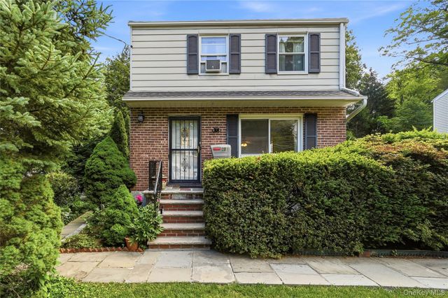 30 Greenvale Circle, White Plains, NY 10607
