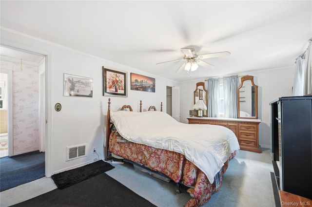 30 Greenvale Circle, White Plains, NY 10607
