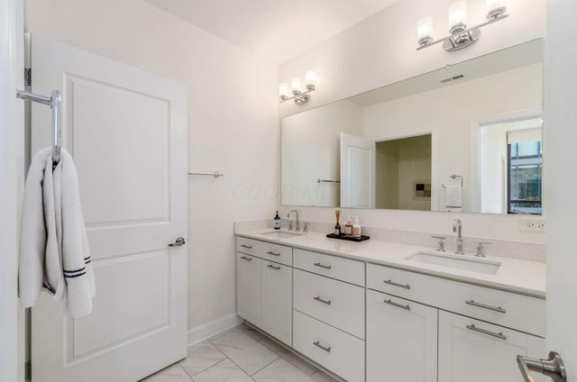 250 W Spring Street, 522, Columbus, OH 43215