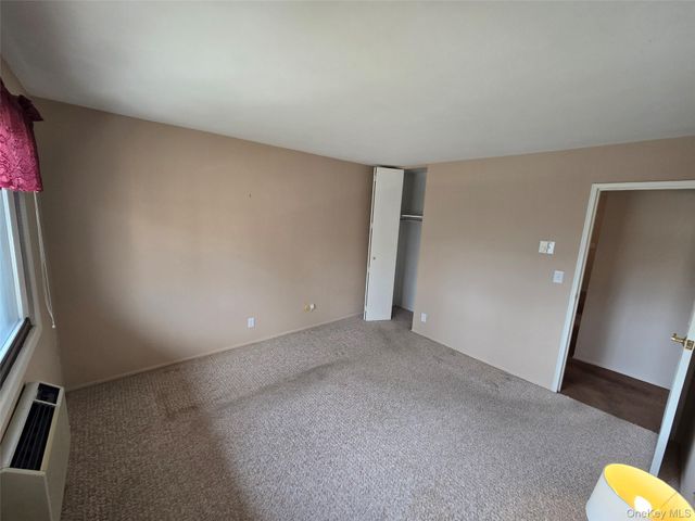 10 Oakwood Terrace 26, New Windsor, NY 12553