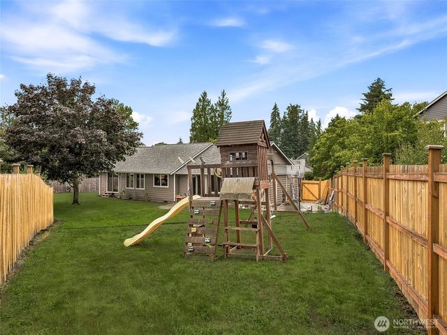 13711 SE 199th Place, Renton, WA 98058