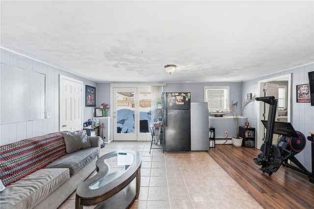 34 Commack Road, East Providence, RI 02914