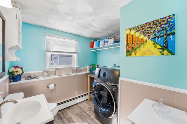 34 Commack Road, East Providence, RI 02914