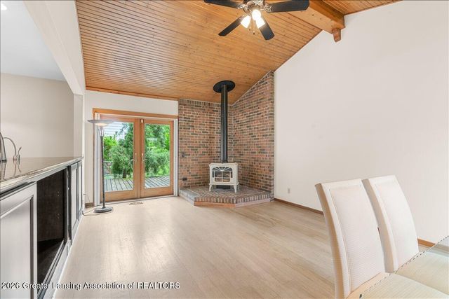 404 Chanticleer Trail, Lansing, MI 48917