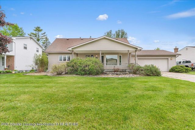 404 Chanticleer Trail, Lansing, MI 48917