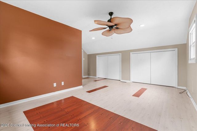 404 Chanticleer Trail, Lansing, MI 48917
