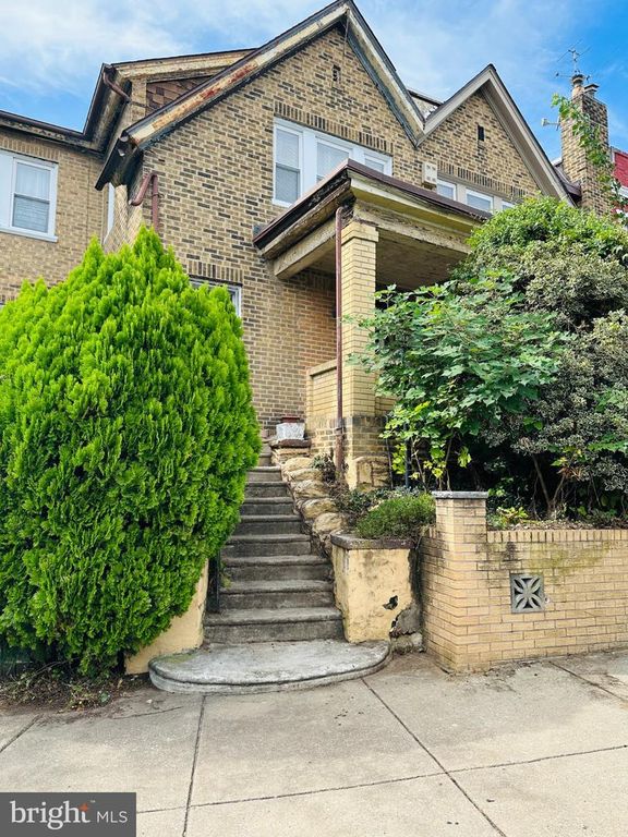 5319 W OXFORD ST, PHILADELPHIA, PA 19131 — exterior