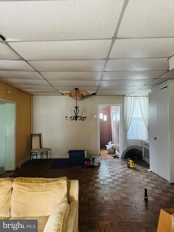 5319 W OXFORD ST, PHILADELPHIA, PA 19131 — photo 4