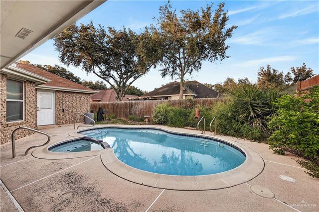 7308 N 32nd Street, Mcallen, TX 78504