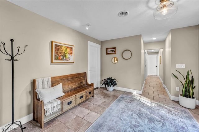 11579 Girdled Road, Concord, OH 44077