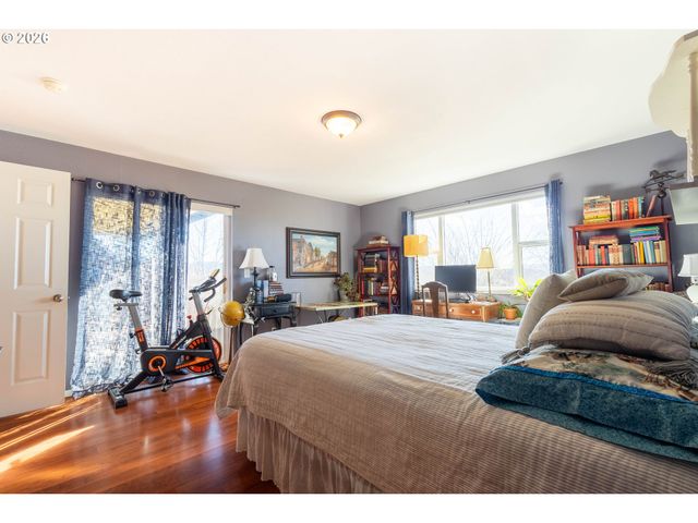 60908 Stackland Rd, Cove, OR 97824