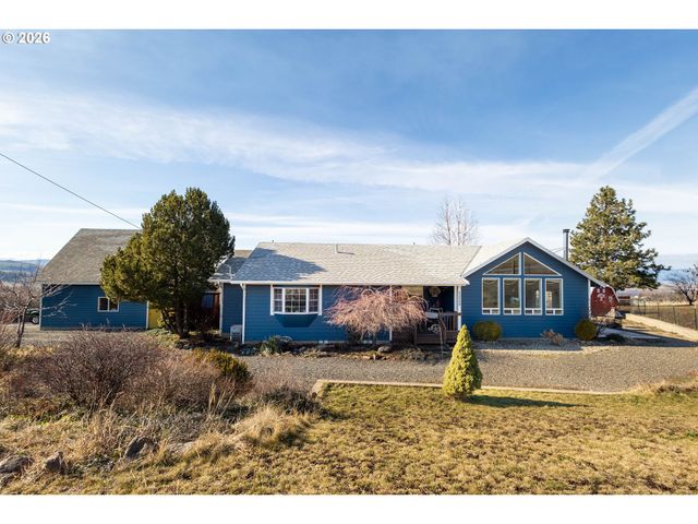 60908 Stackland Rd, Cove, OR 97824