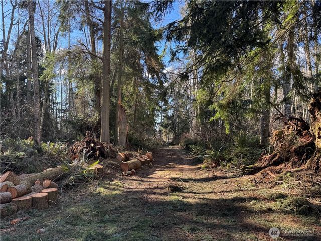 28062 State Route 525, Coupeville, WA 98239