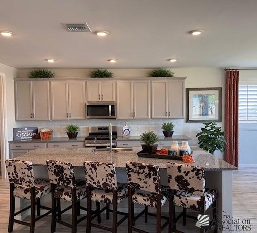 12335 S Drucilla Ln, Yuma, AZ 85367