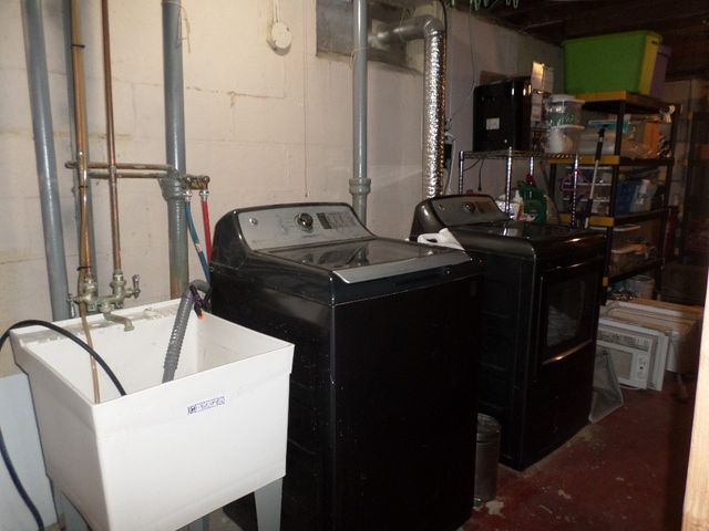 3831 SASSAFRAS Street, Erie, PA 16508