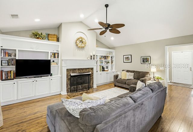 23 Royal Pines Blvd, Beaufort, SC 29907